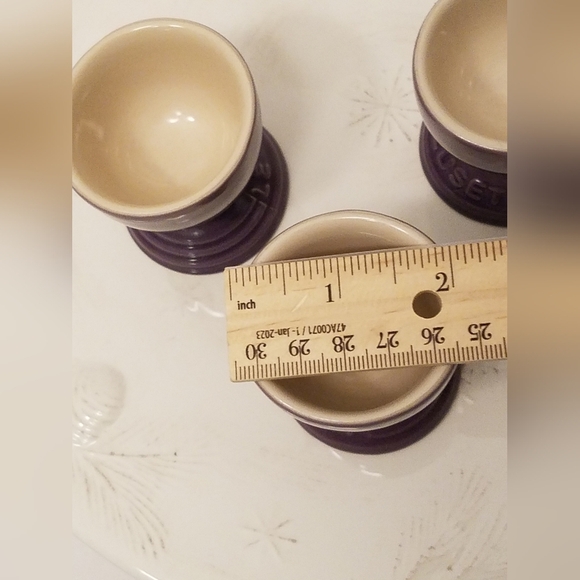 Lot 3 NWT Le Creuset Footed Ultra Violet Egg Cups - Picture 15 of 16